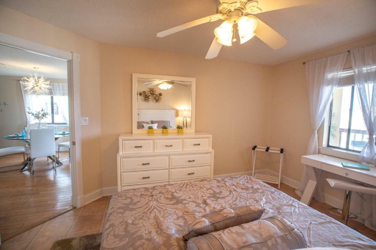 Seashell Escape Apartment Navarre Ngoại thất bức ảnh